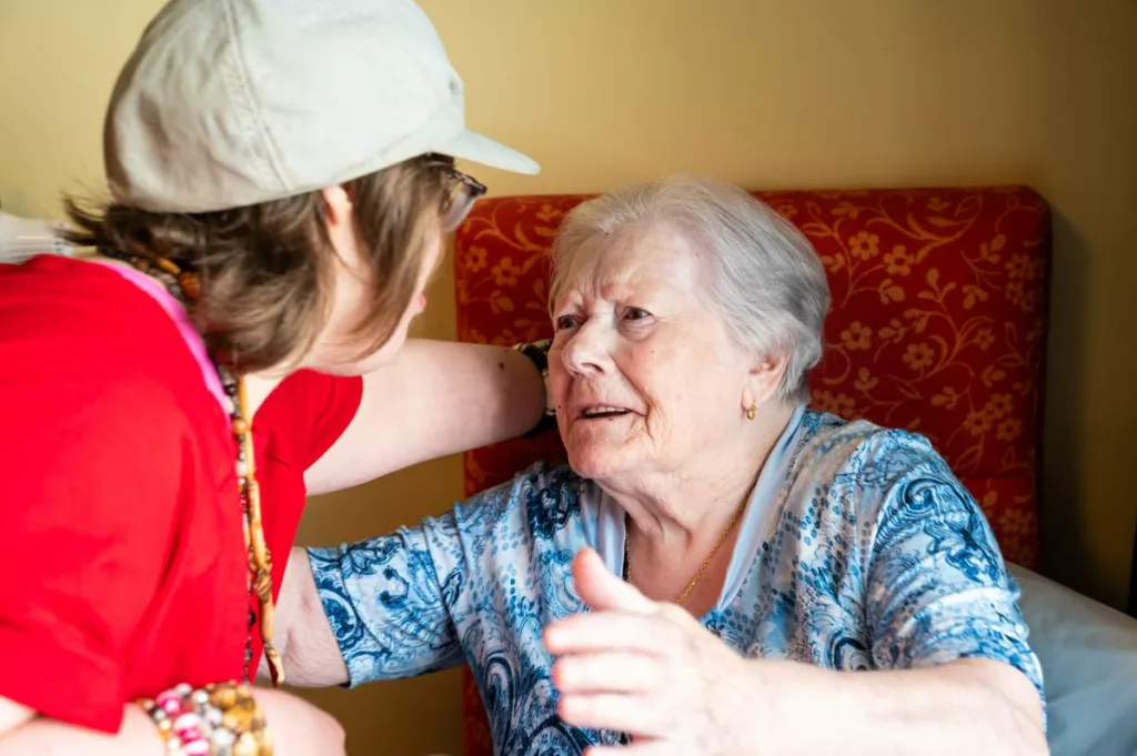 Une bénéficiaire de la DGPH bénéficiant de soutien pour son handicap